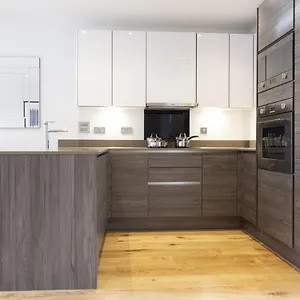 Stylish Family Sized 2 Bedroom , London United Kingdom